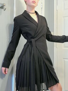 black bebe dress